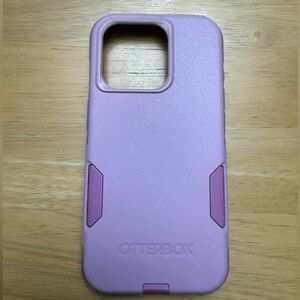 iPhone 15 Pro Otterbox Commuter case